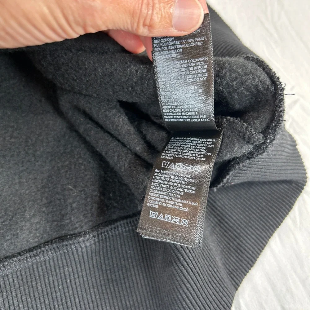 The North Face Mens XXL Black Fleece Crewneck Sweatshirt Utility Pocket